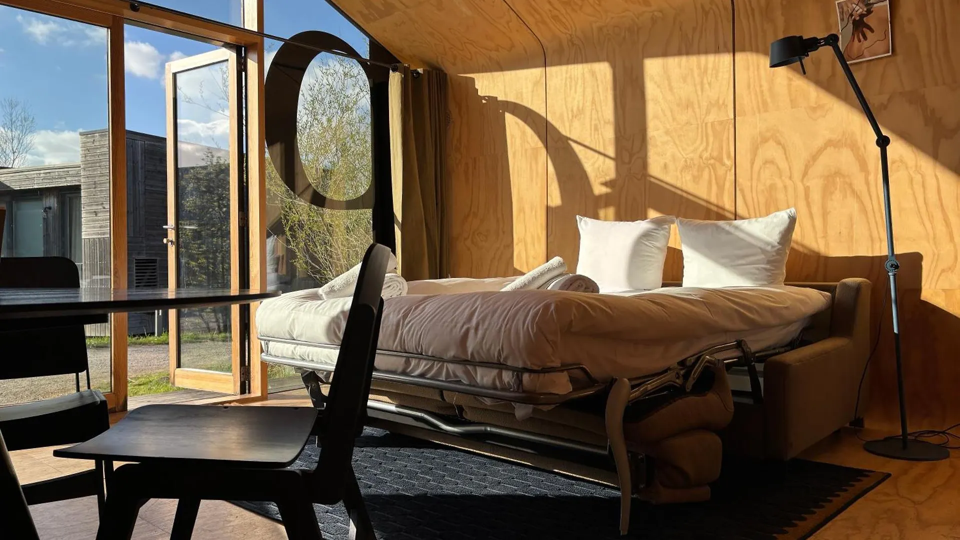 Basecamp Amsterdam 호텔 4*,  네덜란드