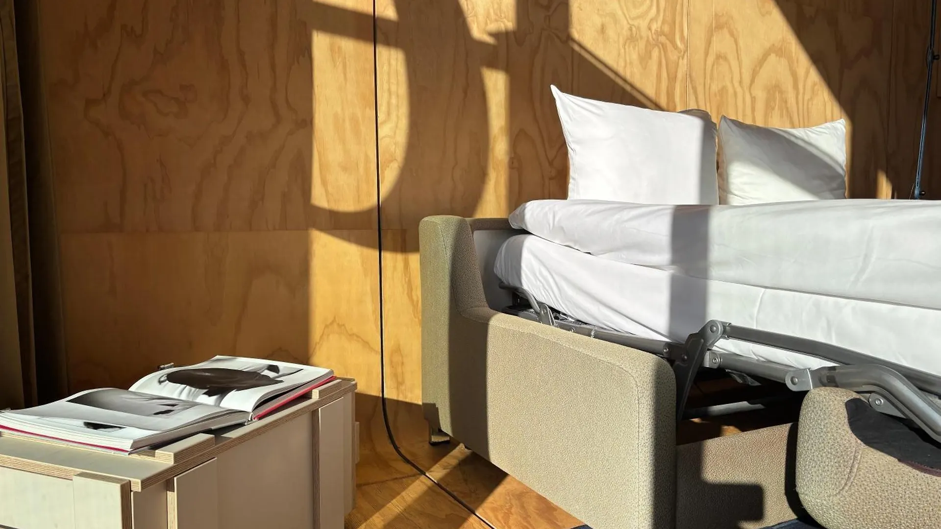 Basecamp Amsterdam Hotel